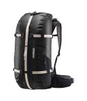 2110002046031_21272_1_atrack_35_schwarz_rucksack_35l_627d5295.jpg